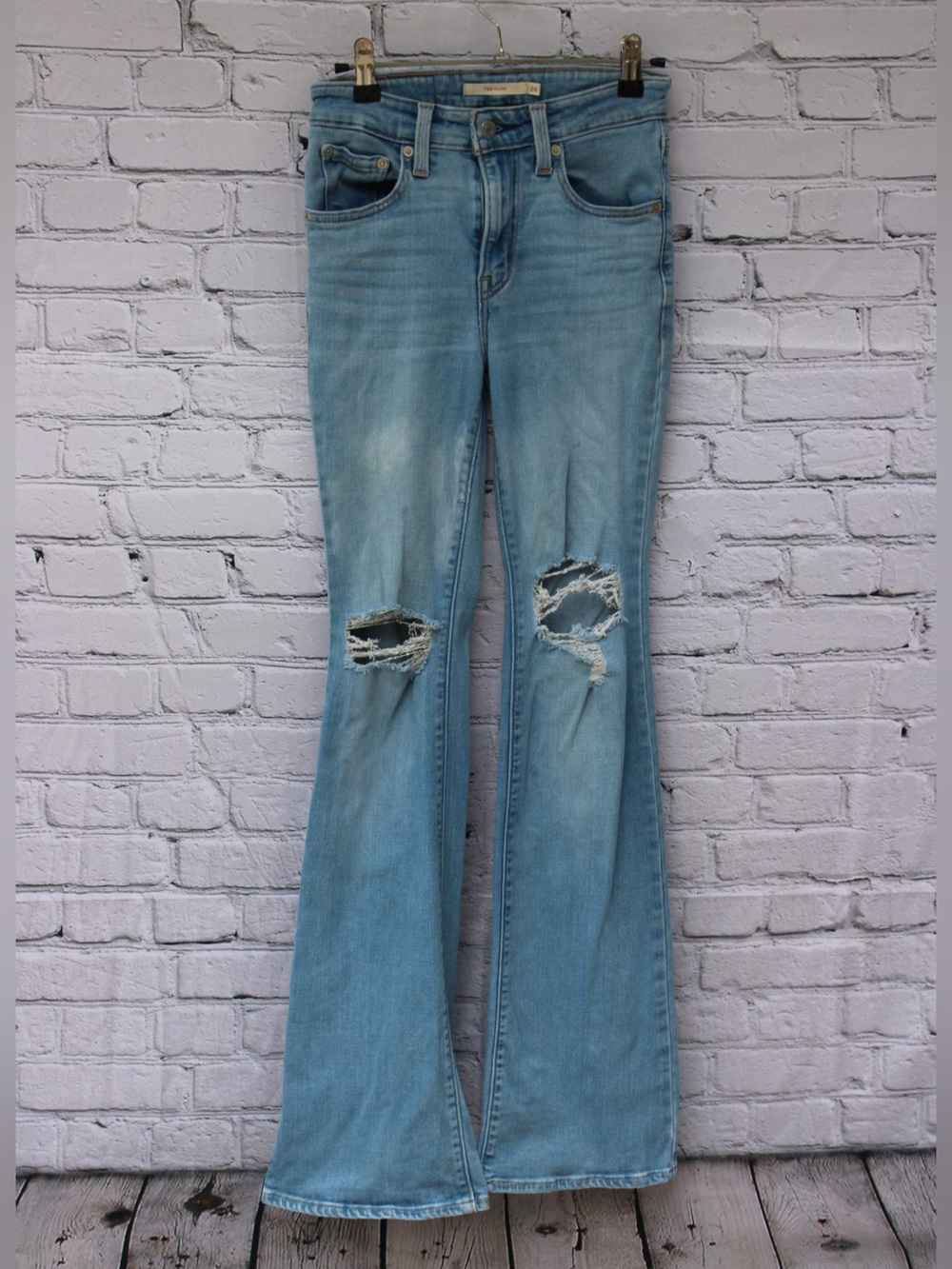 Levi’s 726 High Rise Flare Jeans Size 24 Distressed Medium Wash